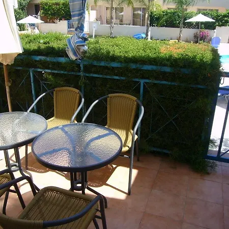 Apartment Blue Oasis Gardens