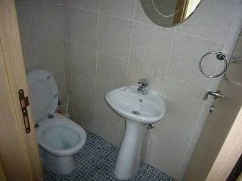 Blue Oasis Gardens Apartment